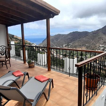 Casa La Sabina Roja 1 - Casa Con Impresionantes Vistas Sobre Hermigua Y El Mar Kültér fotó