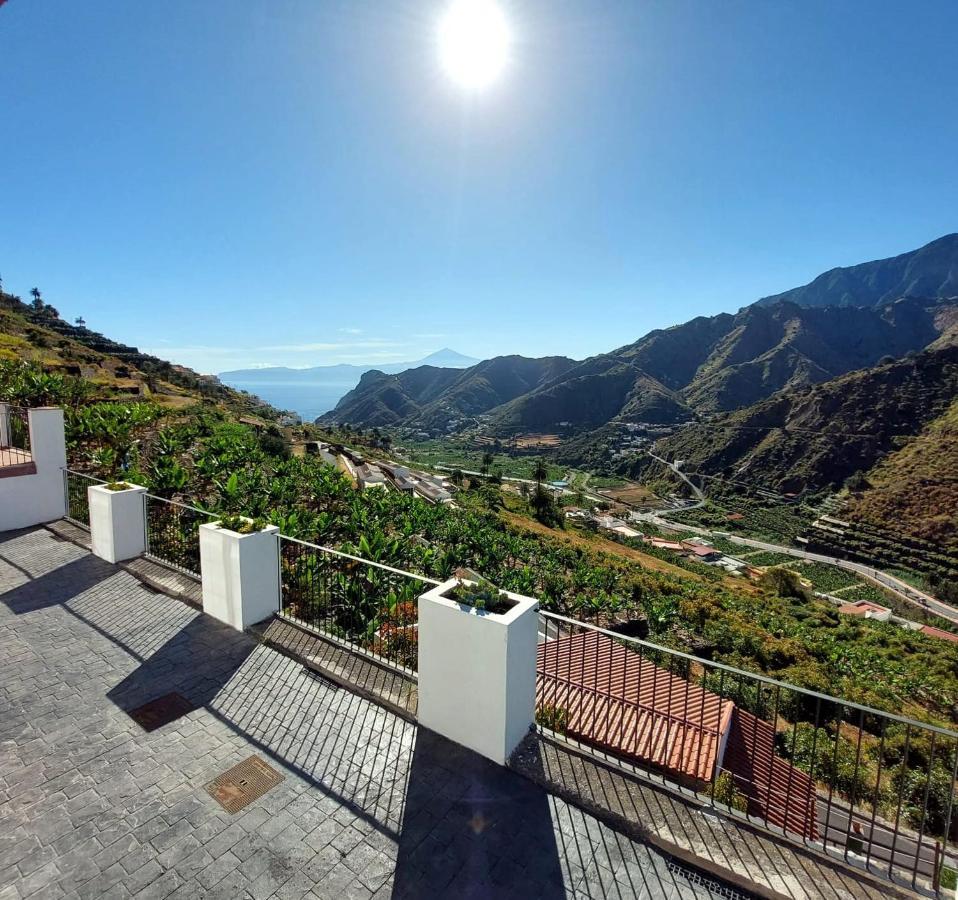 Casa La Sabina Roja 1 - Casa Con Impresionantes Vistas Sobre Hermigua Y El Mar Kültér fotó