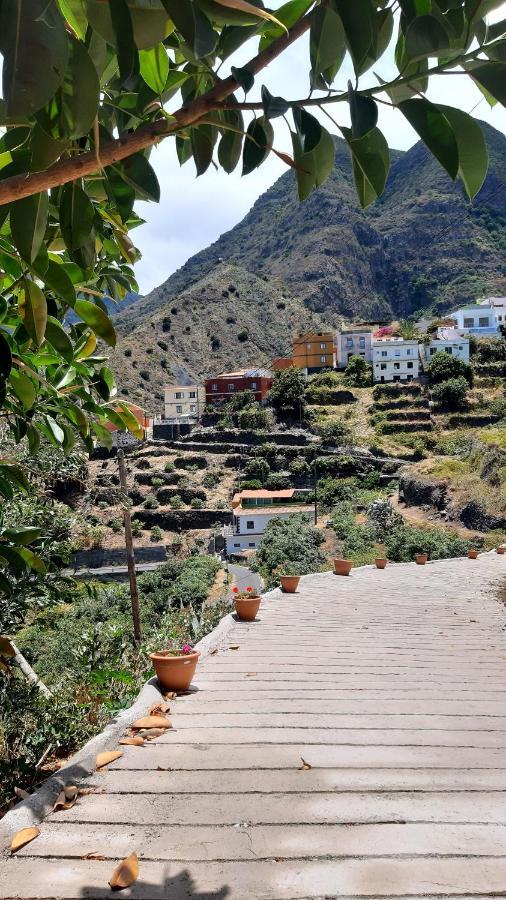 Casa La Sabina Roja 1 - Casa Con Impresionantes Vistas Sobre Hermigua Y El Mar Kültér fotó